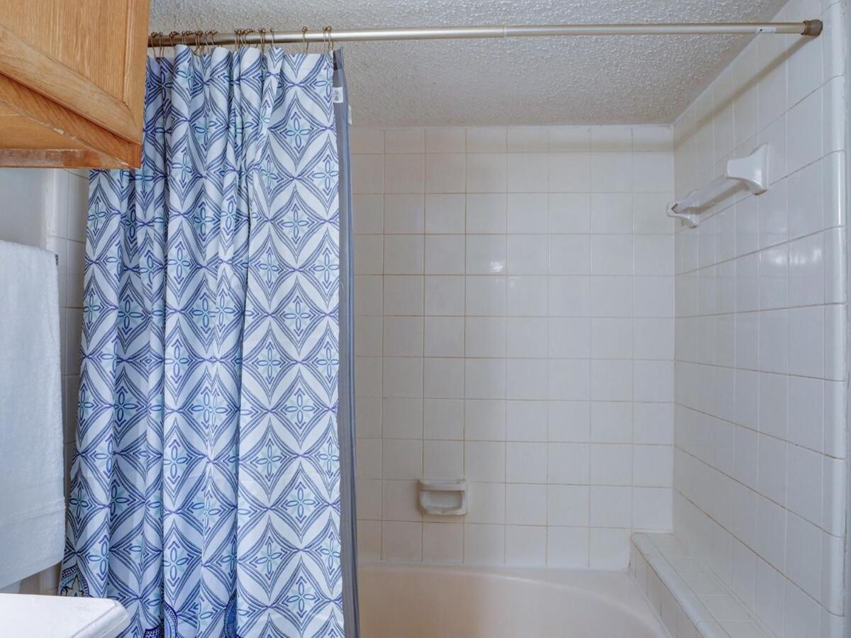 Lovely 2 Bedroom, 1 Bath Condo With Pools And Gym. Houston Kültér fotó