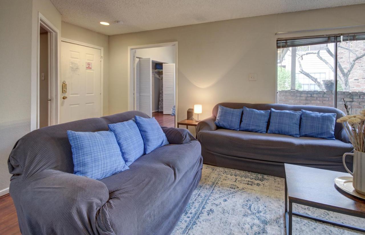 Lovely 2 Bedroom, 1 Bath Condo With Pools And Gym. Houston Kültér fotó